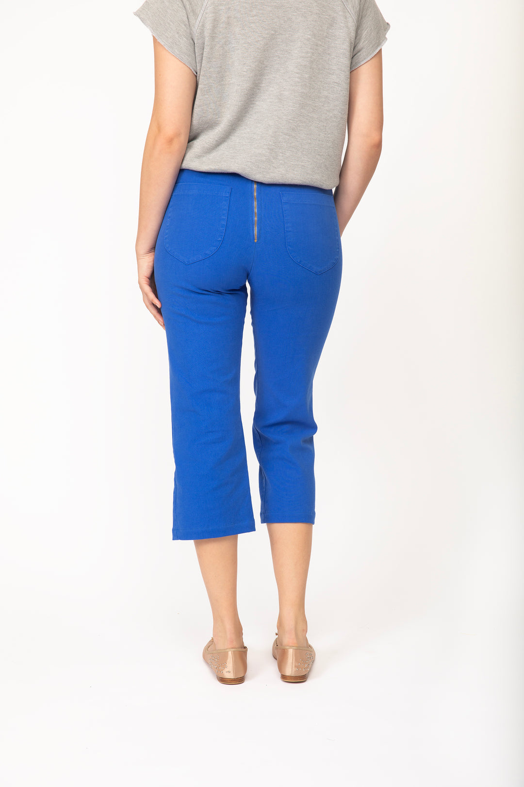 Cropped Zip-Back Pant